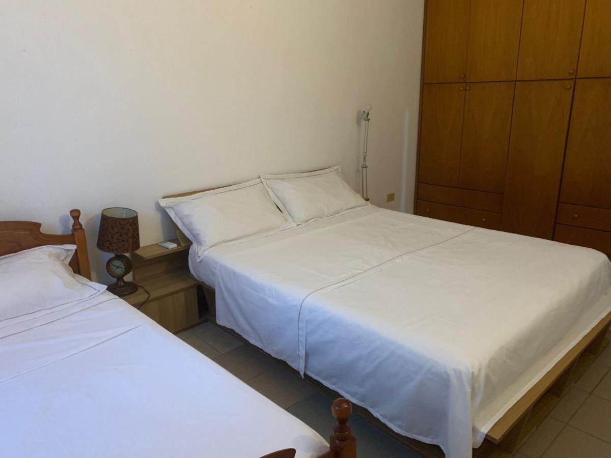 Apartement City Center Berat Esterno foto